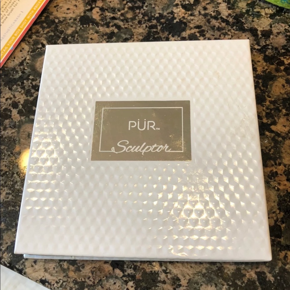 Pür highlighting/ contour kit